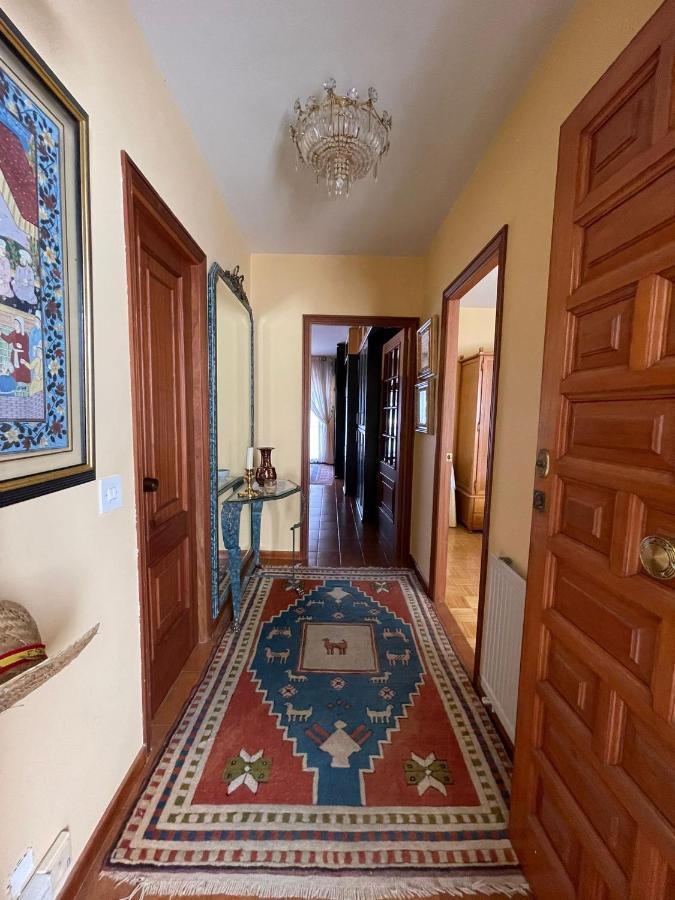 Apartamento Curros Enriquez カンバードス エクステリア 写真