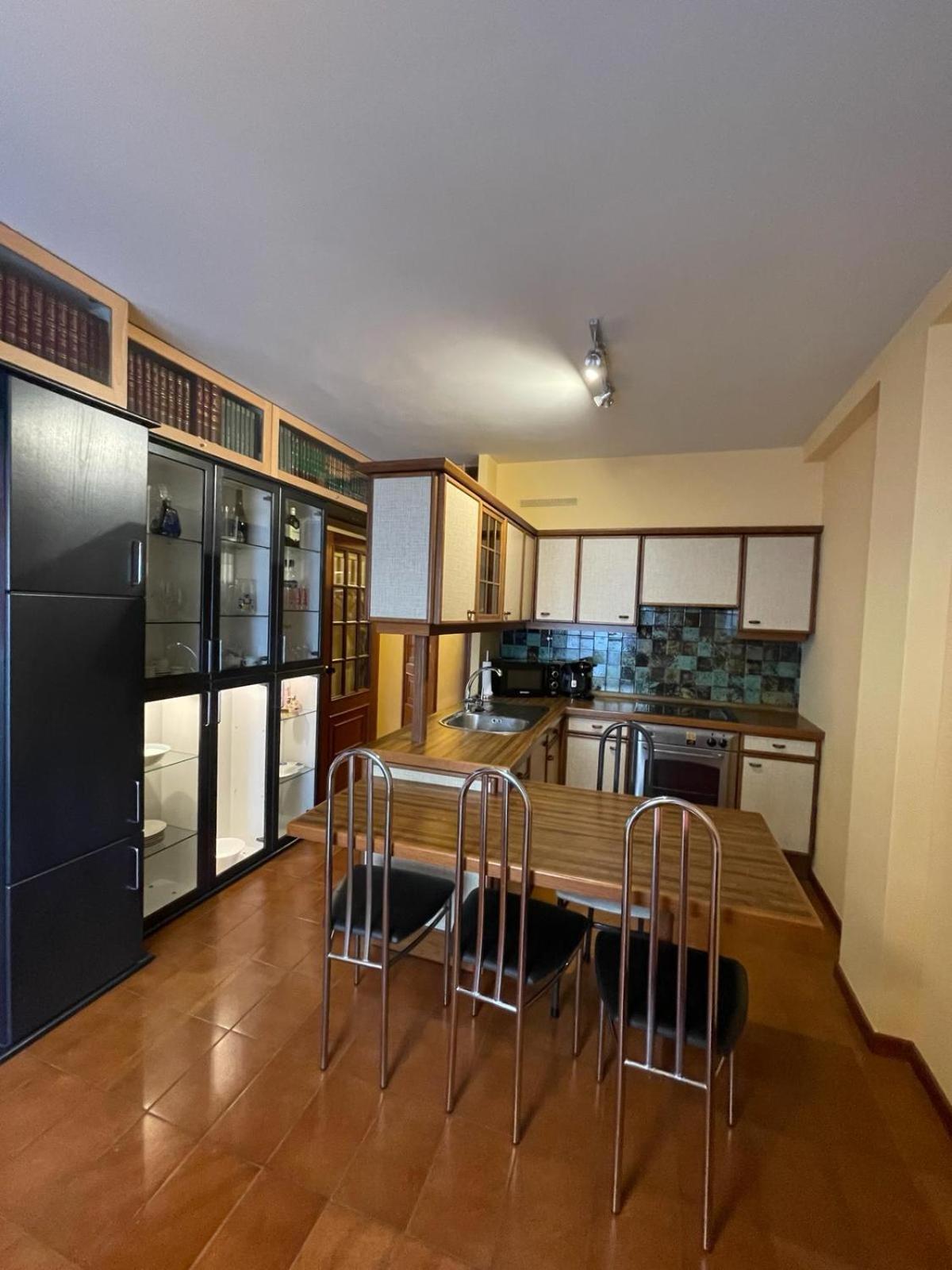 Apartamento Curros Enriquez カンバードス エクステリア 写真